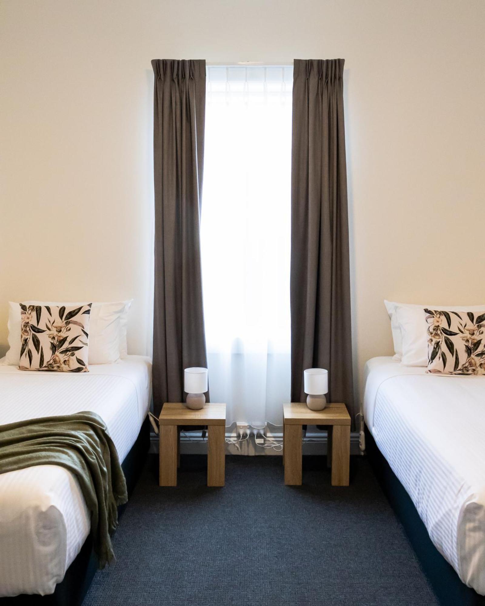 Zig Zag Motel & Apartments Lithgow Bagian luar foto